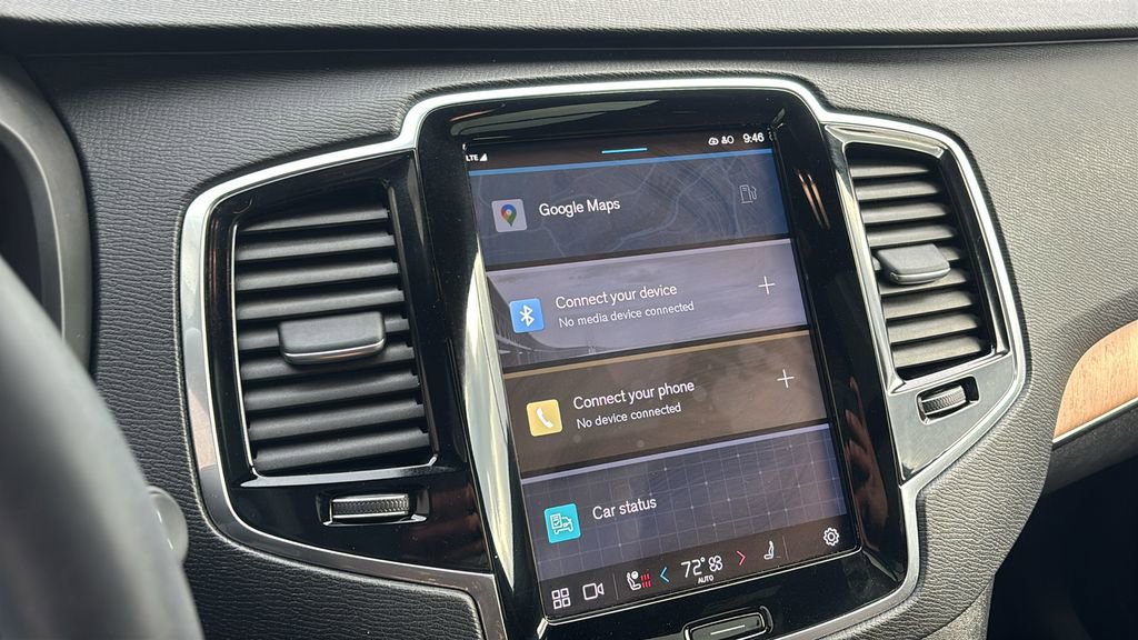 Used 2024 Volvo XC90 B6 Plus image 19