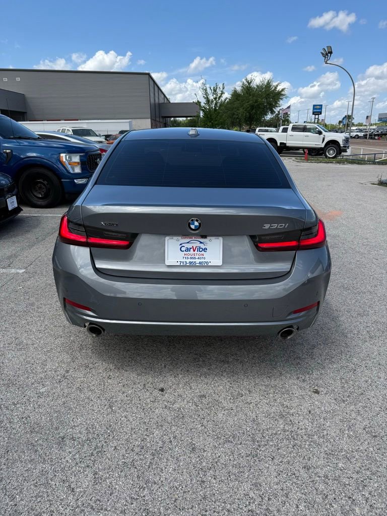 Used 2024 BMW 330i xDrive Sedan AWD/4WD image 5