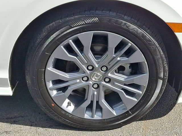 Certified 2025 Honda Odyssey Touring image 8