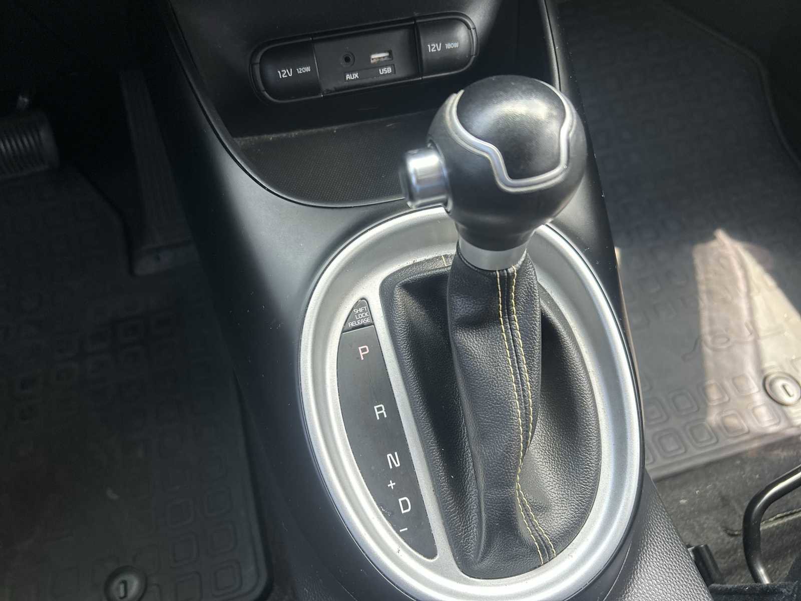 Used 2016 Kia Soul + FWD image 20