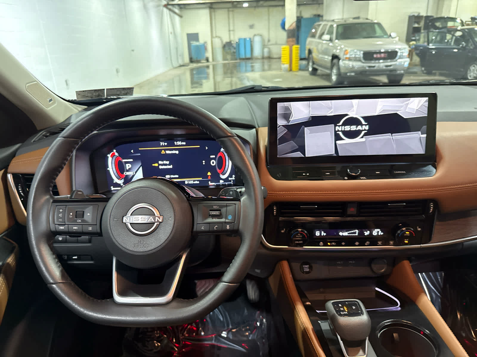 Certified 2024 Nissan Rogue Platinum AWD/4WD image 3