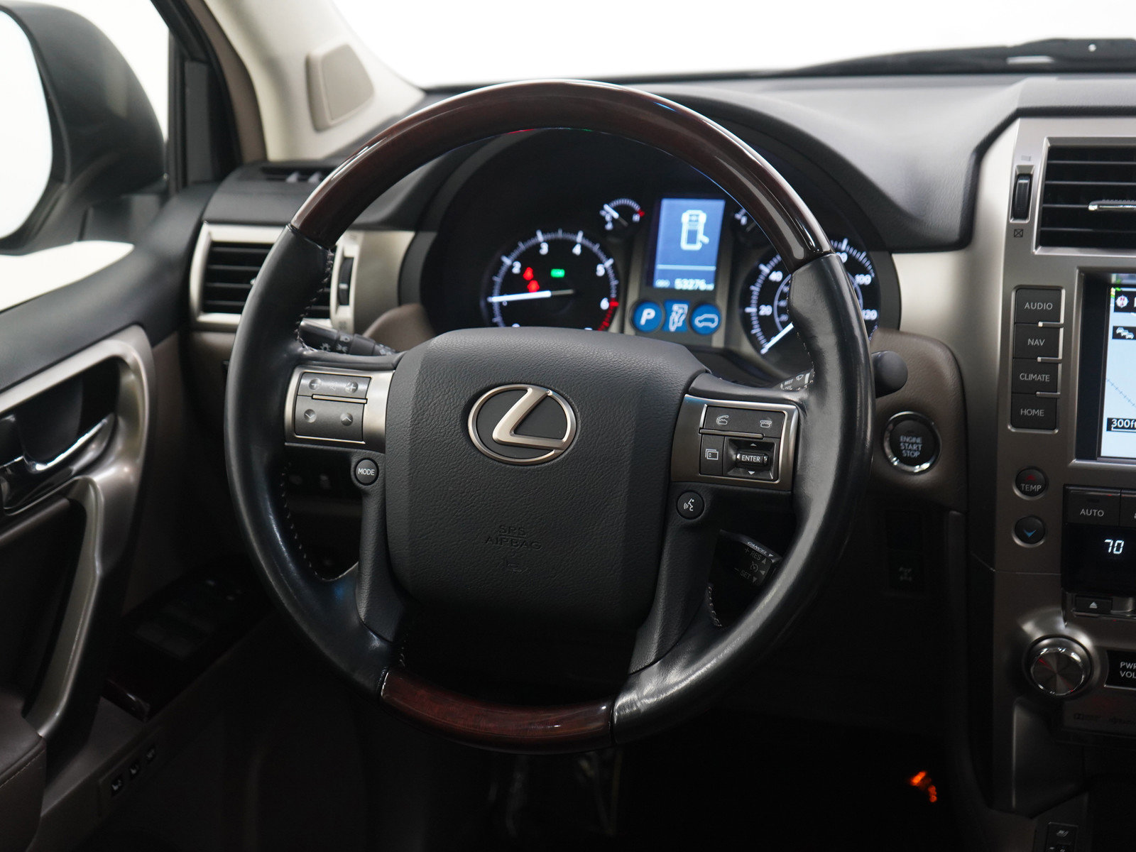 Used 2018 Lexus GX 460 Premium w/ Premium Package image 15