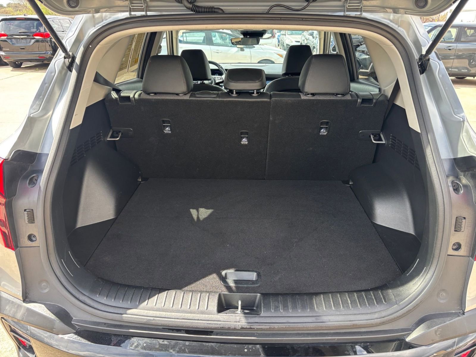 Used 2025 Kia Seltos S image 32