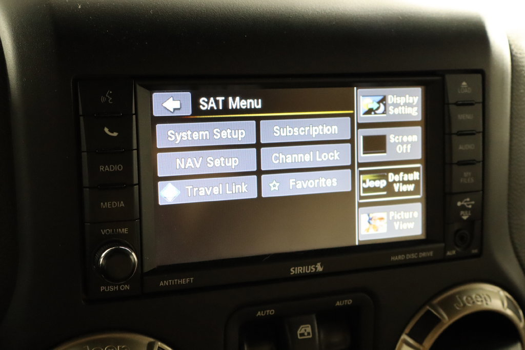 Used 2016 Jeep Wrangler Sahara AWD/4WD image 25