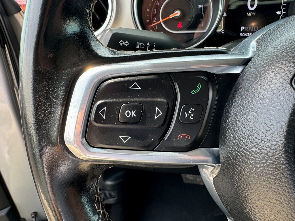 Used 2020 Jeep Wrangler Unlimited Sahara image 37