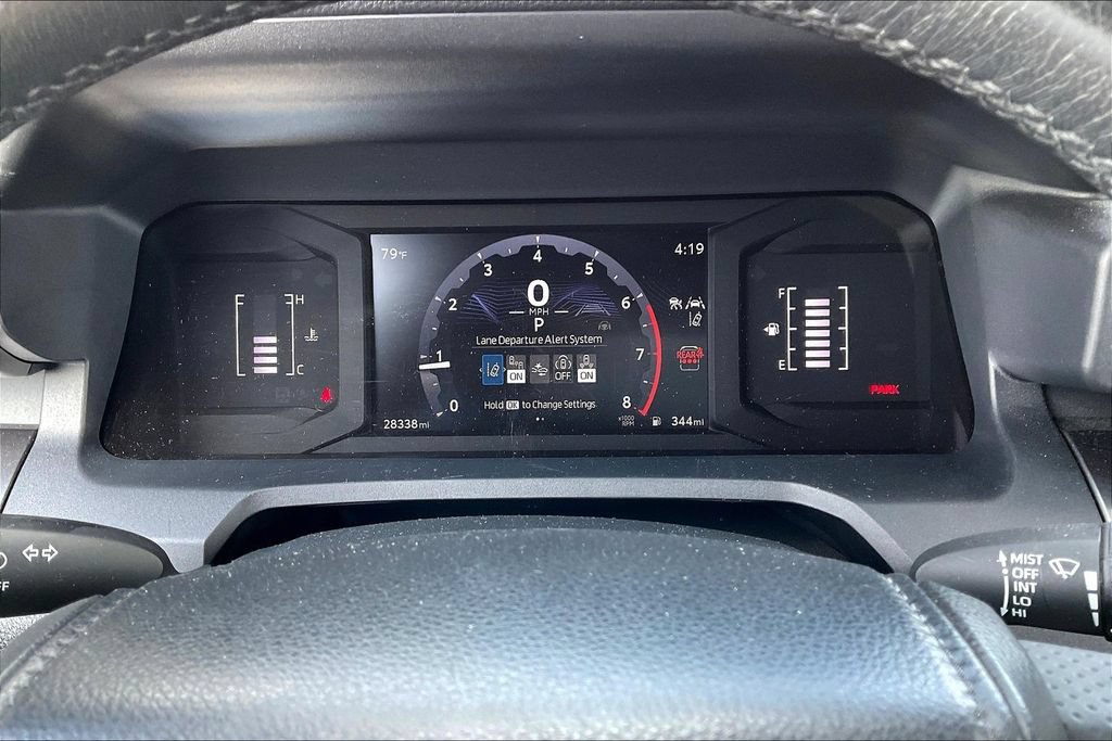 Used 2025 Toyota 4Runner SR5 AWD/4WD image 12