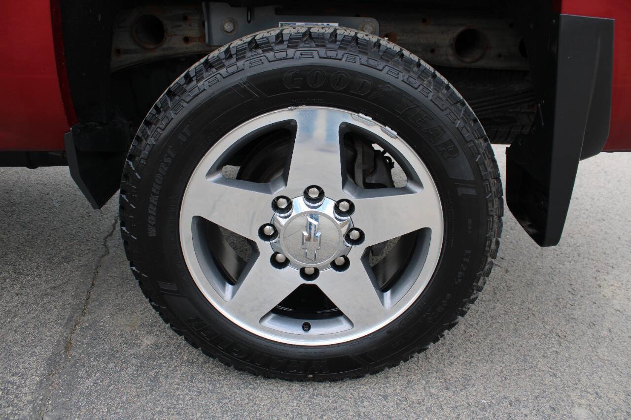 Used 2019 Chevrolet Silverado 2500 LTZ w/ Duramax Plus Package image 20
