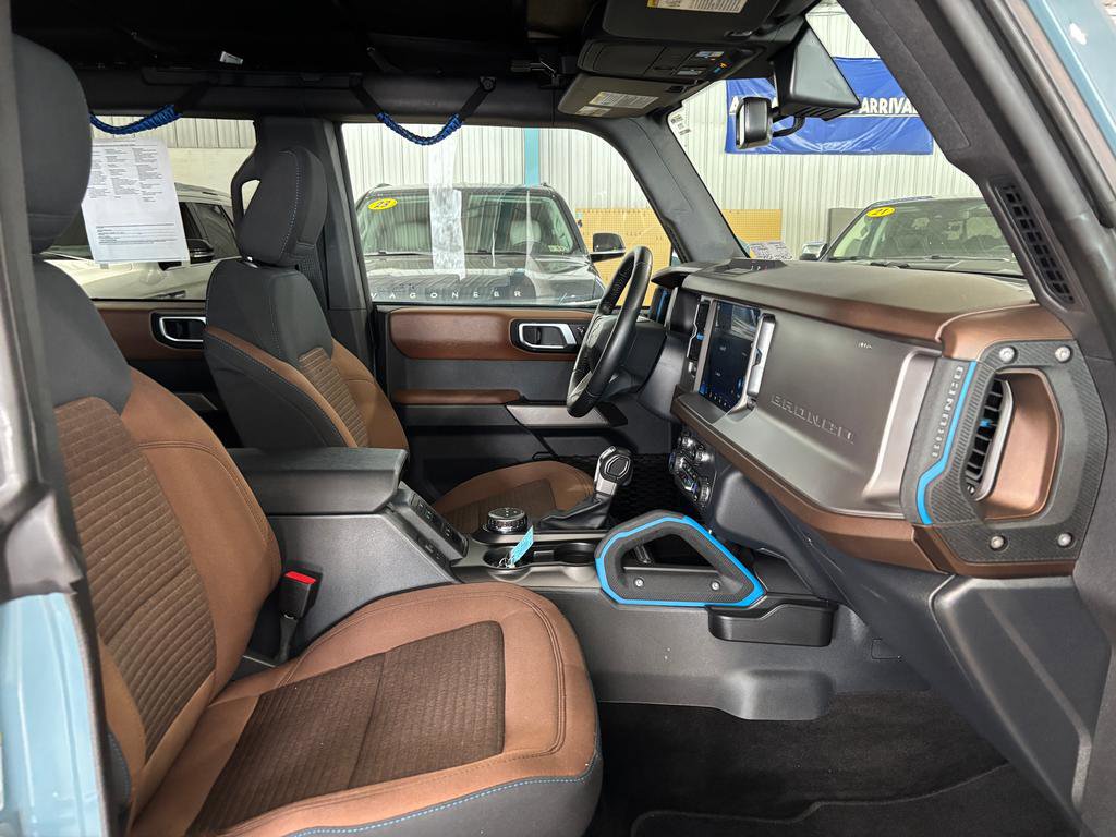 Used 2023 Ford Bronco Outer Banks image 15