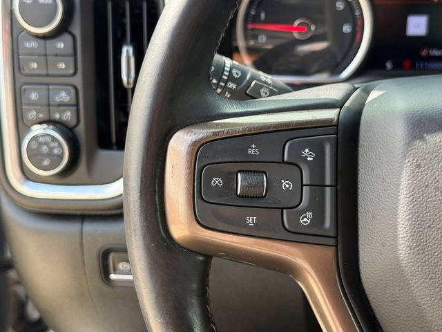 Used 2022 Chevrolet Silverado 1500 High Country w/ Technology Package AWD/4WD image 18