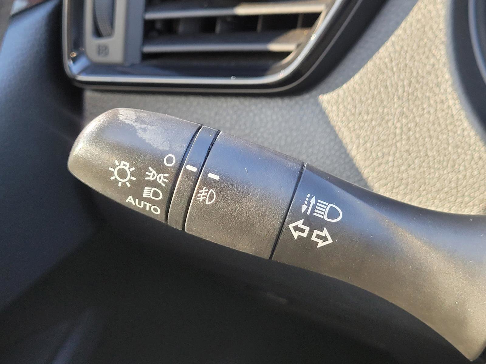 Used 2017 Nissan Rogue Sport SL w/ SL Premium Package image 31