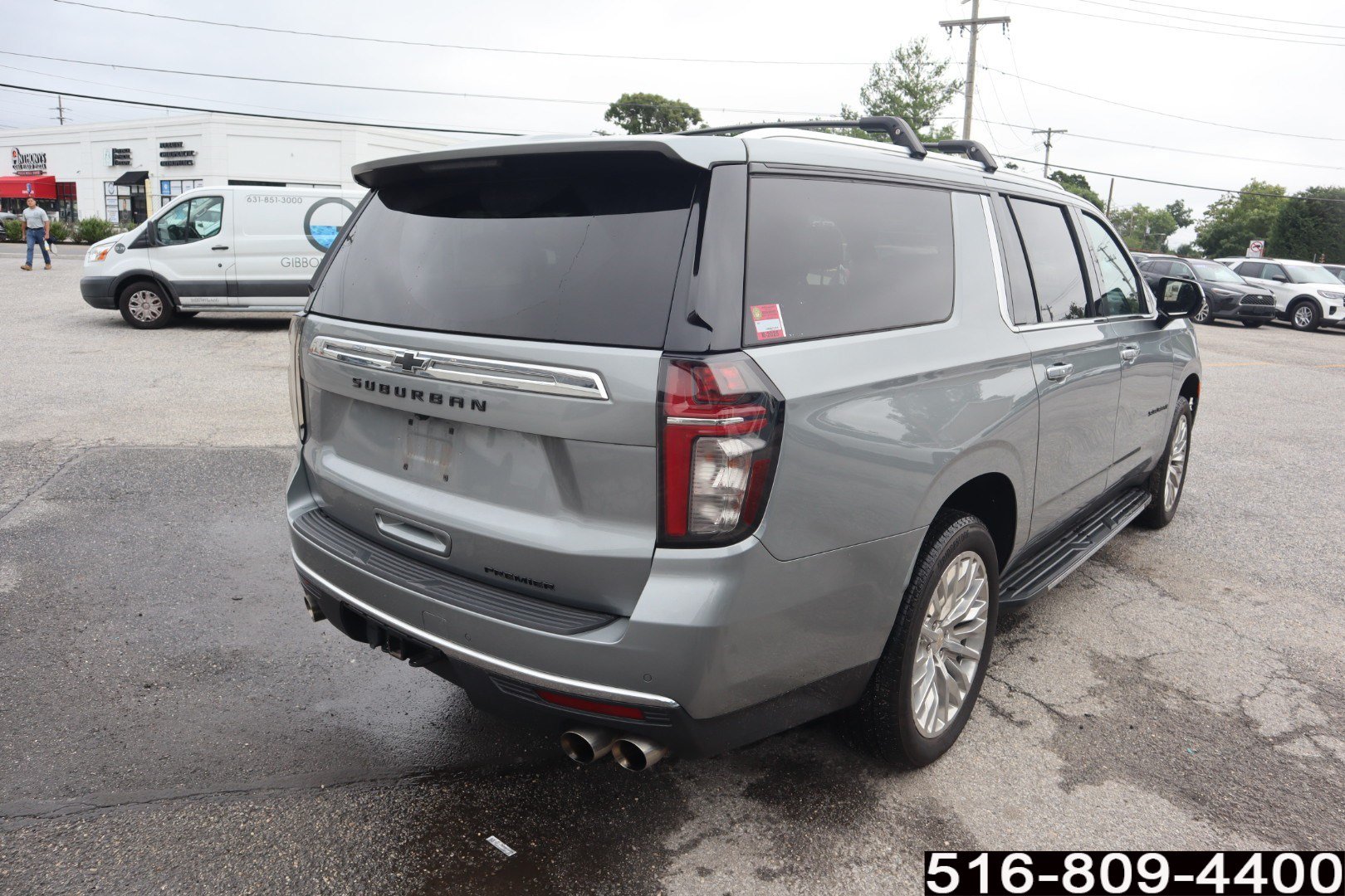 Used 2023 Chevrolet Suburban Premier AWD/4WD image 5