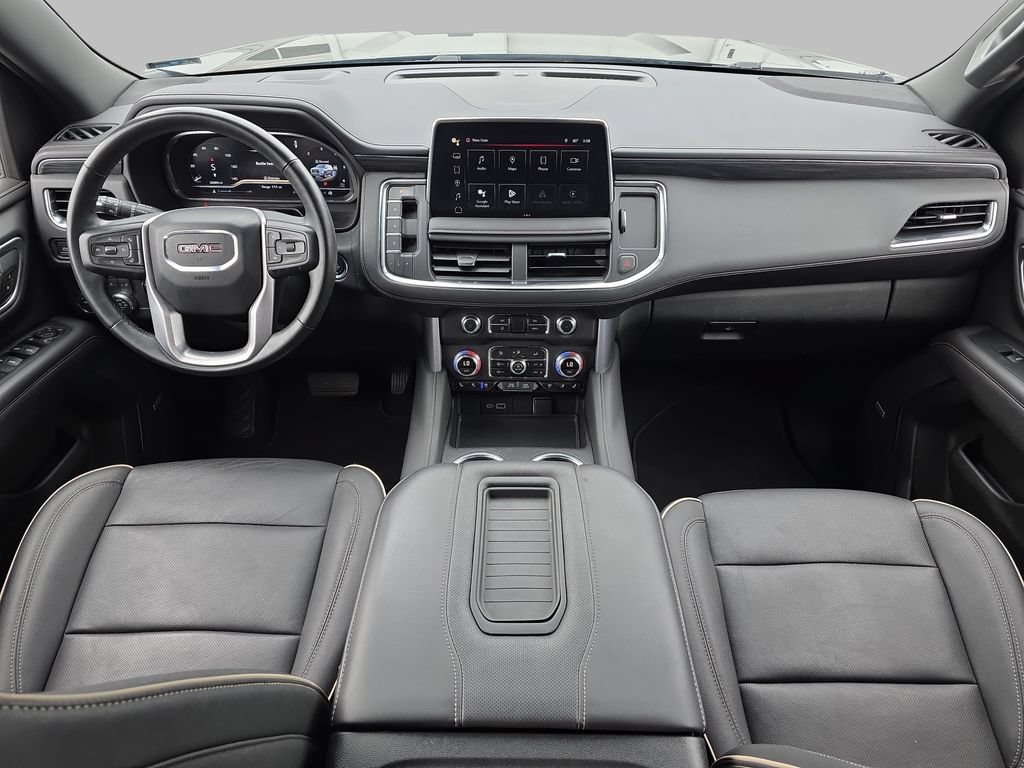 Certified 2023 GMC Yukon SLT w/ SLT Luxury Package AWD/4WD image 11