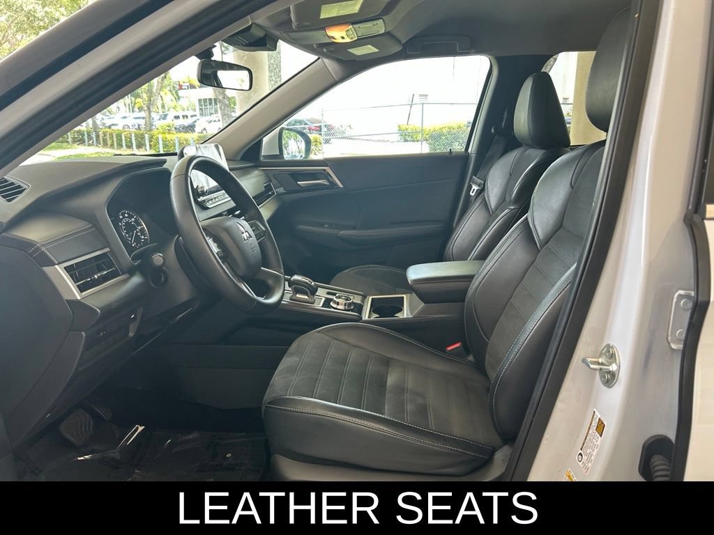 Used 2024 Mitsubishi Outlander SE AWD/4WD image 6