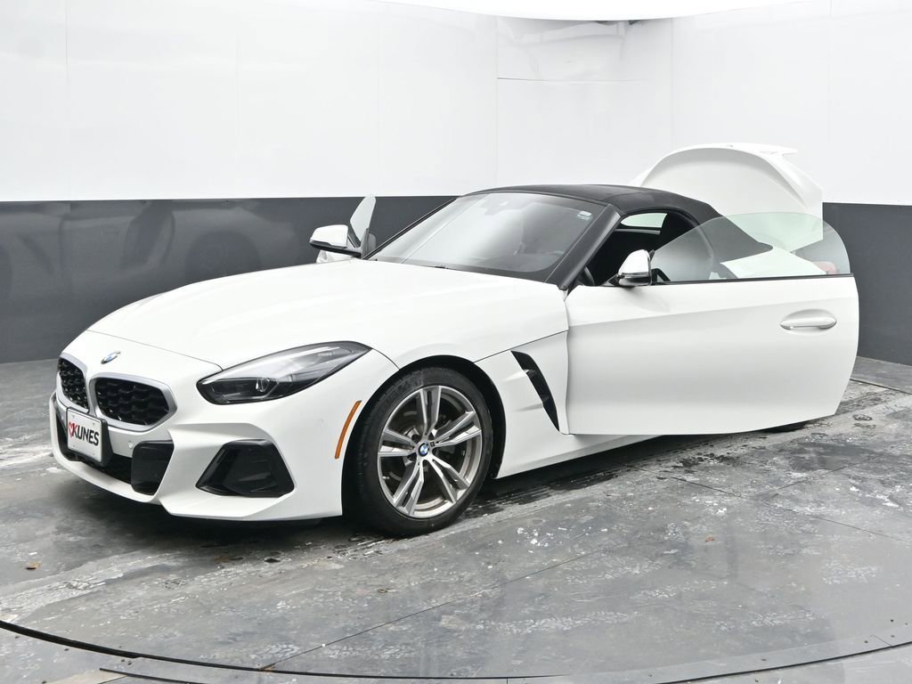 Used 2025 BMW Z4 sDrive30i image 46