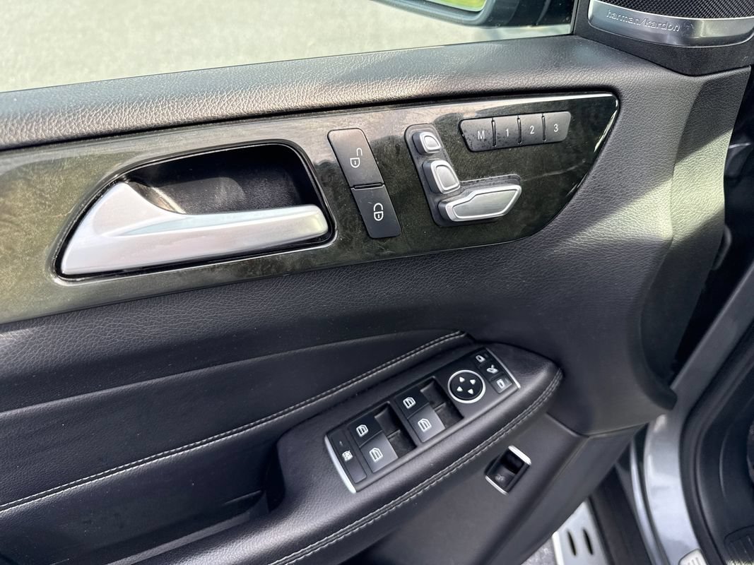 Used 2017 Mercedes-Benz GLE 350 4MATIC image 16