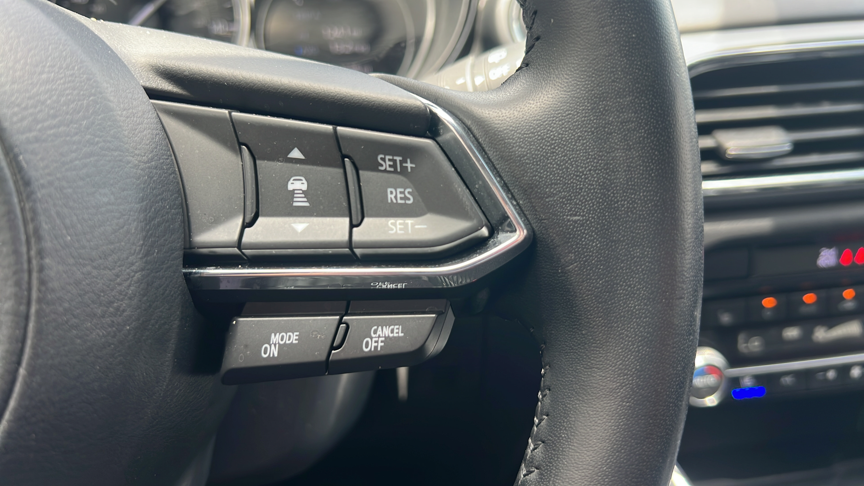 Used 2022 MAZDA CX-9 Touring Plus AWD/4WD image 22