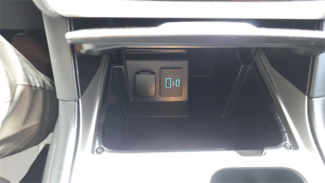 Used 2020 Ford Explorer XLT w/ Comfort Package image 36