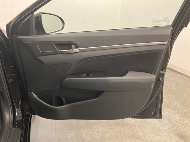 Used 2020 Hyundai Elantra SEL w/ Cargo Package (C1) image 23