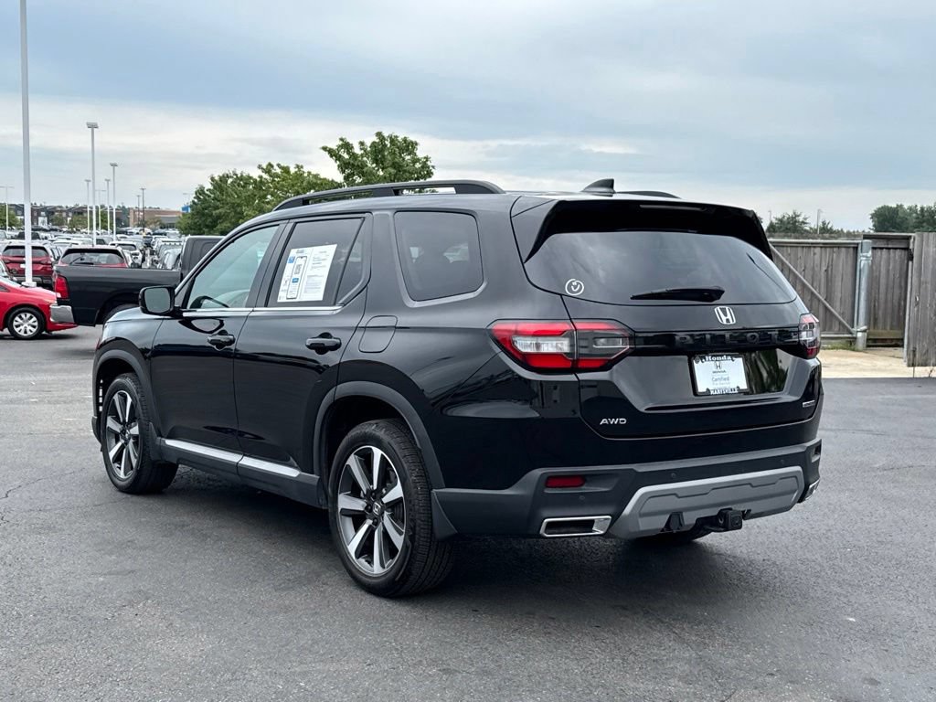 Certified 2025 Honda Pilot Touring image 5