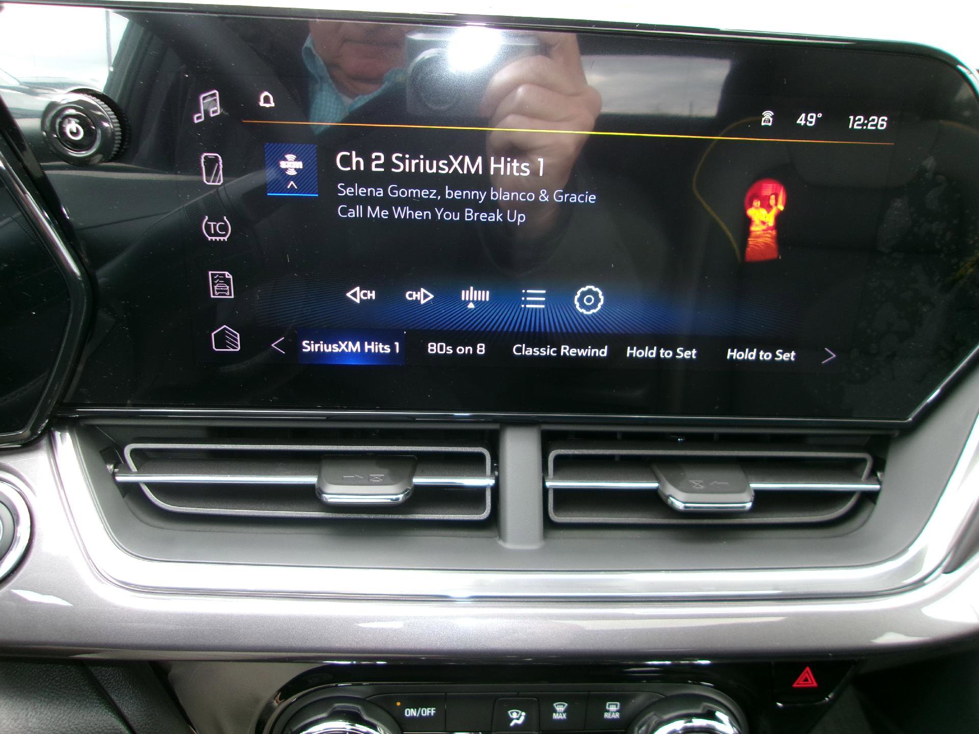 New 2026 Chevrolet Trax ACTIV w/ Sunroof Package image 16