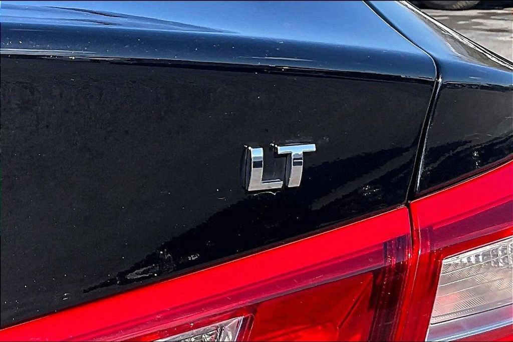 Used 2024 Chevrolet Malibu LT image 24