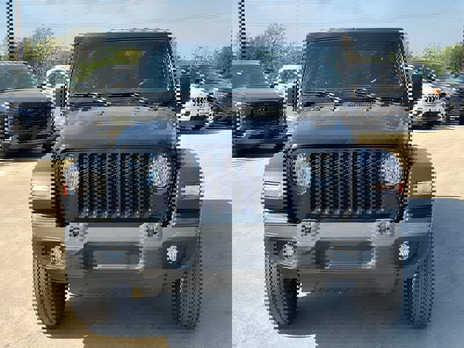 Used 2022 Jeep Wrangler Unlimited Sport image 2