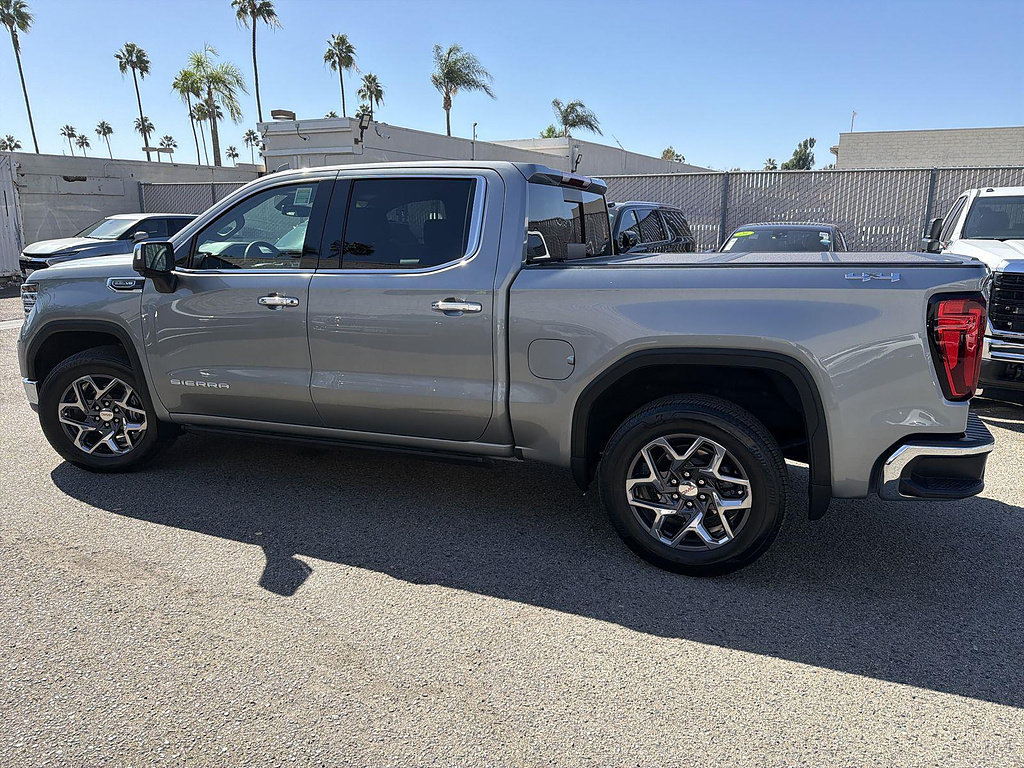 Used 2024 GMC Sierra 1500 SLT w/ SLT Premium Plus Package AWD/4WD image 8