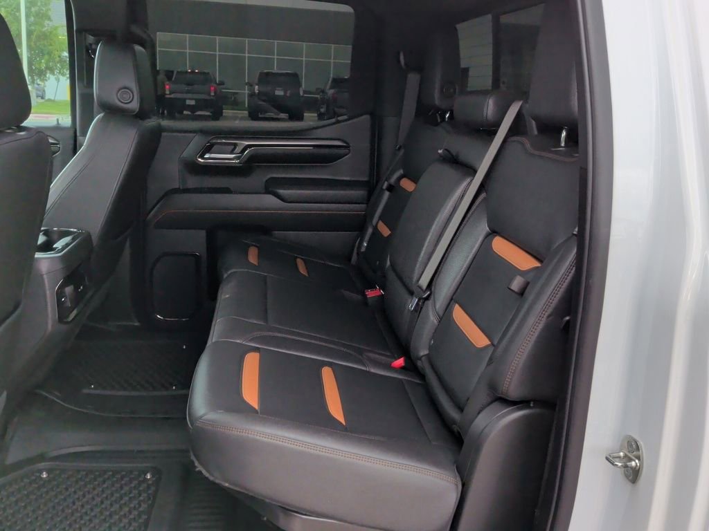 Used 2024 GMC Sierra 1500 AT4 w/ Technology Package image 37