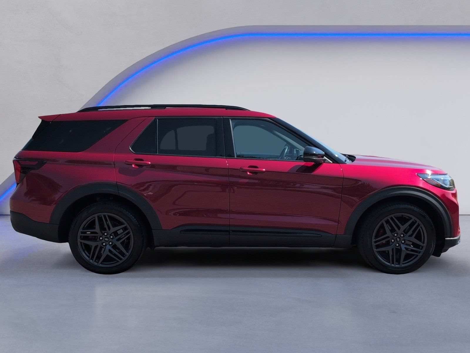 Used 2025 Ford Explorer ST AWD/4WD image 13