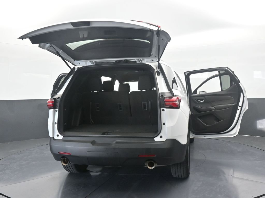 Used 2023 Chevrolet Traverse LT image 75