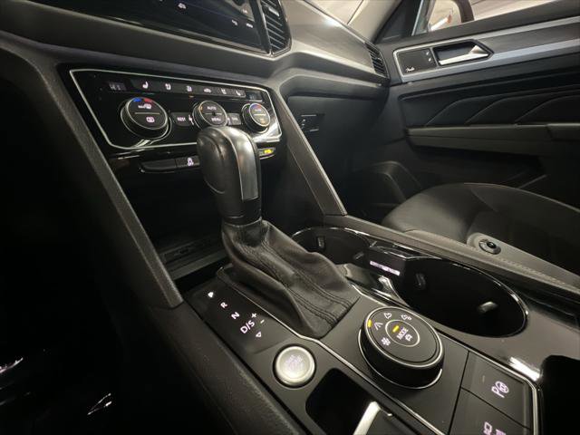 Certified 2021 Volkswagen Atlas SEL Premium image 19