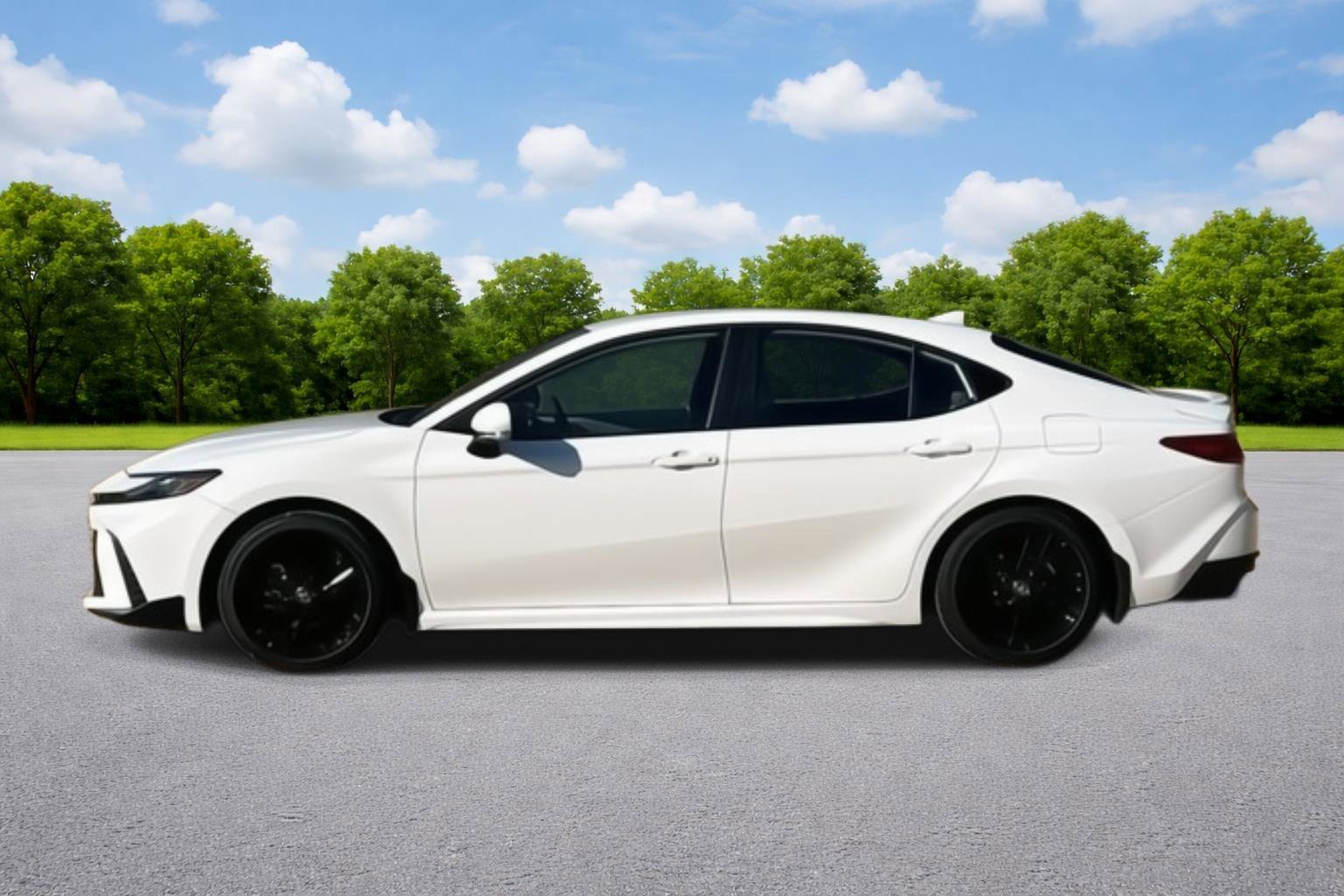 New 2026 Toyota Camry SE w/ Convenience Package FWD image 4