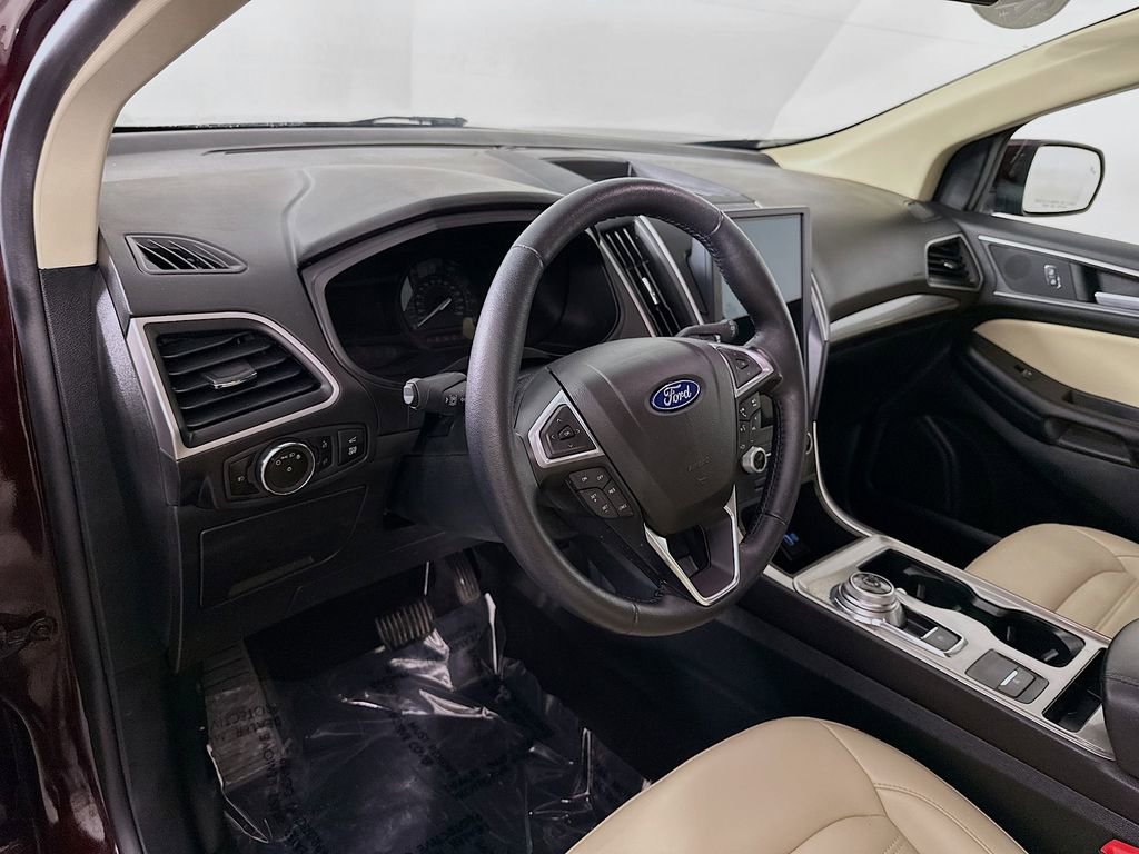 Used 2023 Ford Edge SEL w/ Convenience Package image 14
