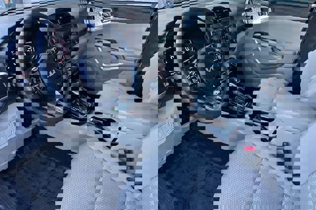 Used 2023 Kia Soul LX image 11