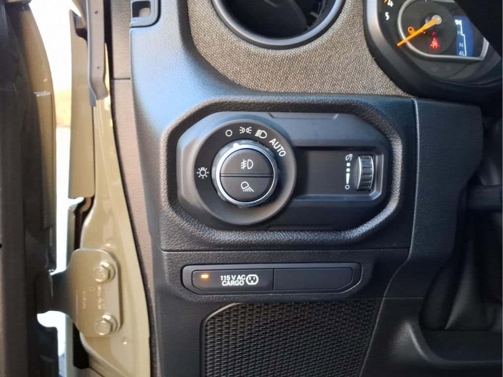 New 2026 Jeep Gladiator Willys image 13