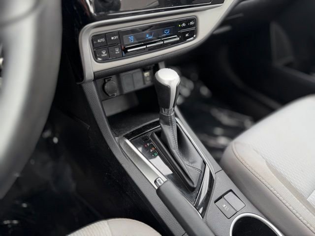 Used 2017 Toyota Corolla LE w/ Carpet Mat Package (TMS) image 23