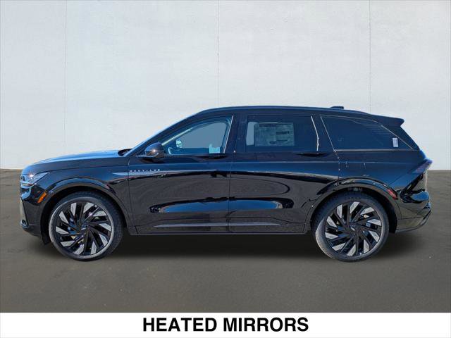New 2026 Lincoln Nautilus Reserve w/ Jet Appearance Package image 3
