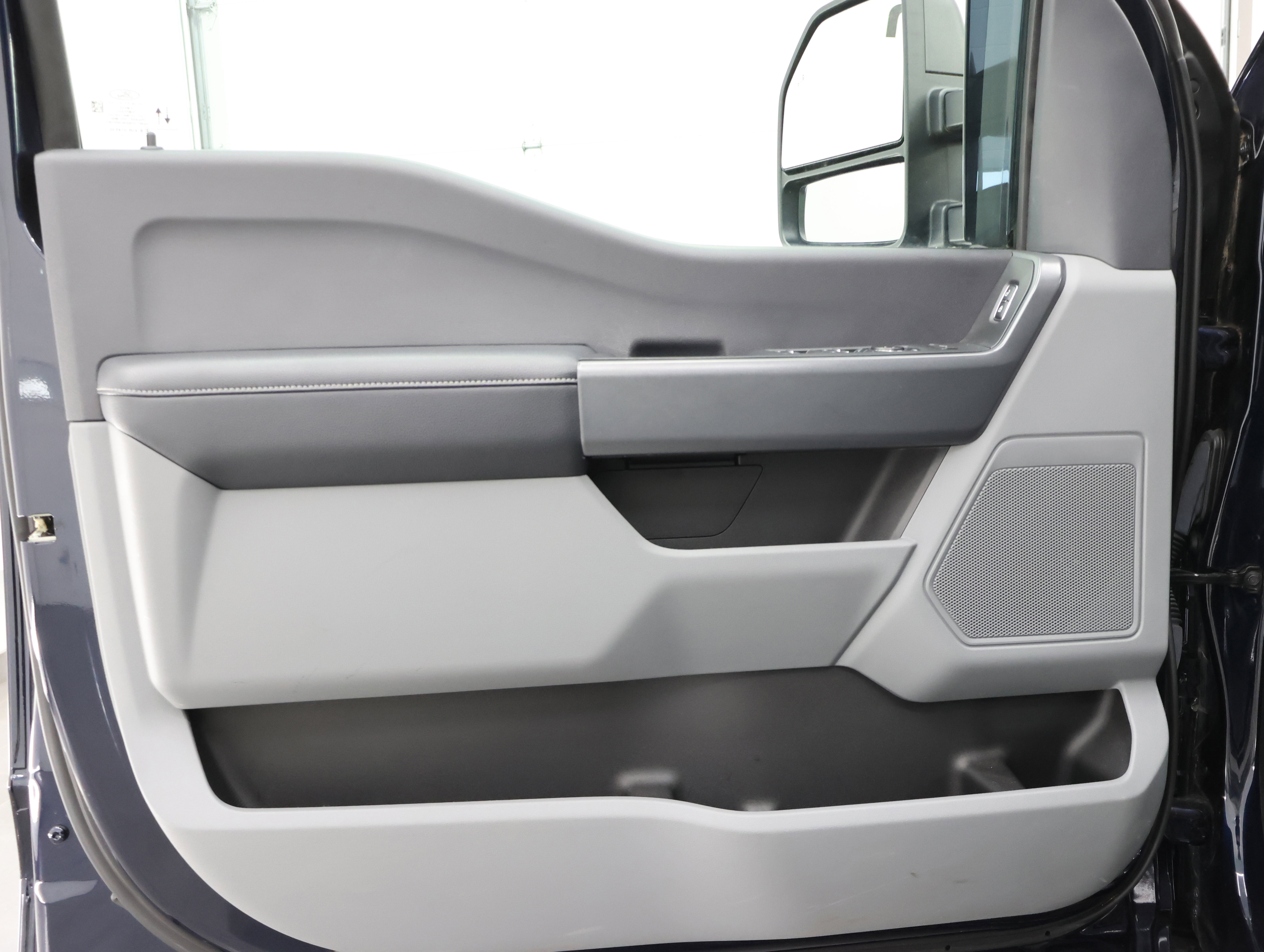 Used 2023 Ford F350 XLT w/ 360-Degree Camera Package image 45