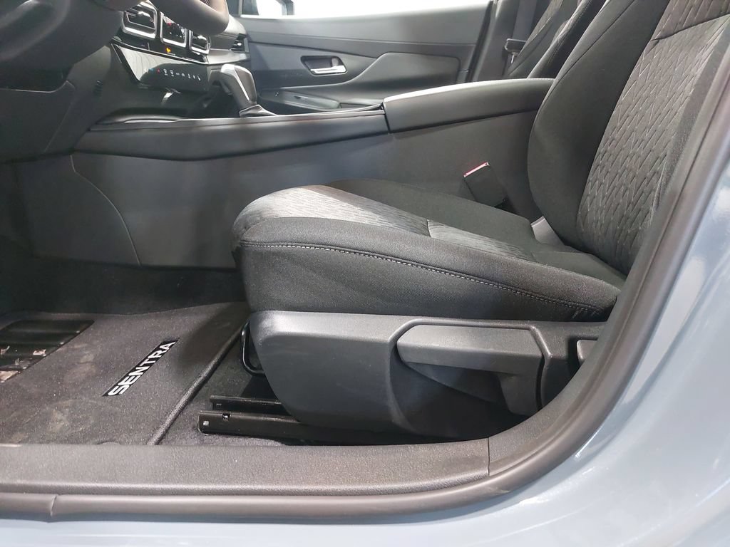 New 2026 Nissan Sentra SV w/ SV Convenience Package FWD image 28