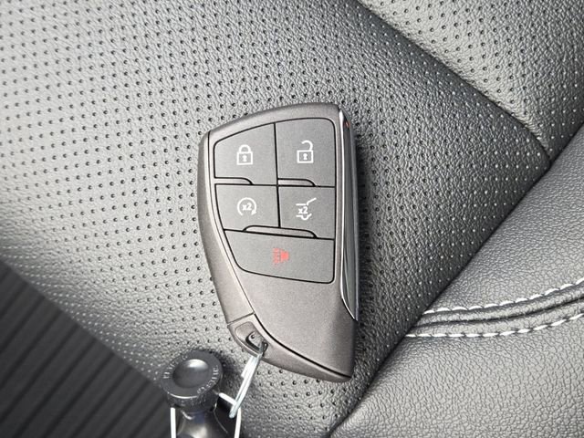 New 2026 Chevrolet Traverse LT w/ Driver Confidence Package FWD image 38