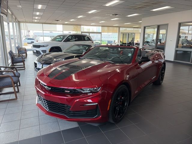Used 2023 Chevrolet Camaro SS RWD image 1