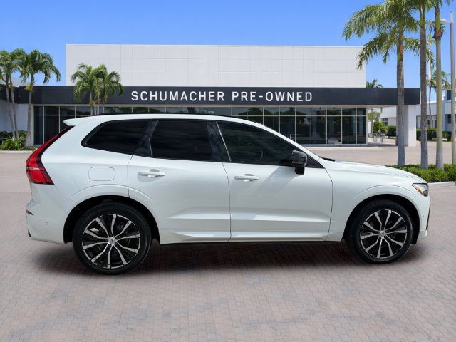 Used 2024 Volvo XC60 B5 Plus AWD/4WD image 8