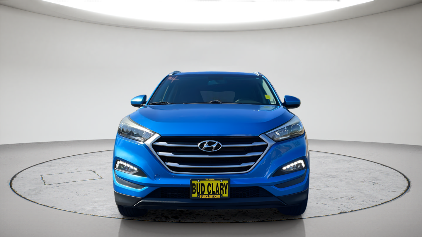 Used 2017 Hyundai Tucson SE w/ SE Popular Package 02 AWD/4WD image 2