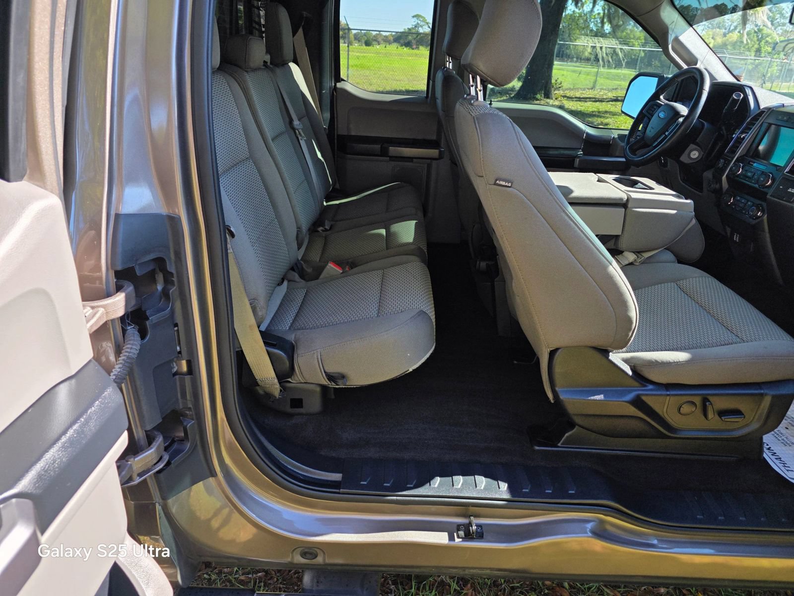 Used 2019 Ford F150 XLT w/ Equipment Group 302A Luxury AWD/4WD image 27