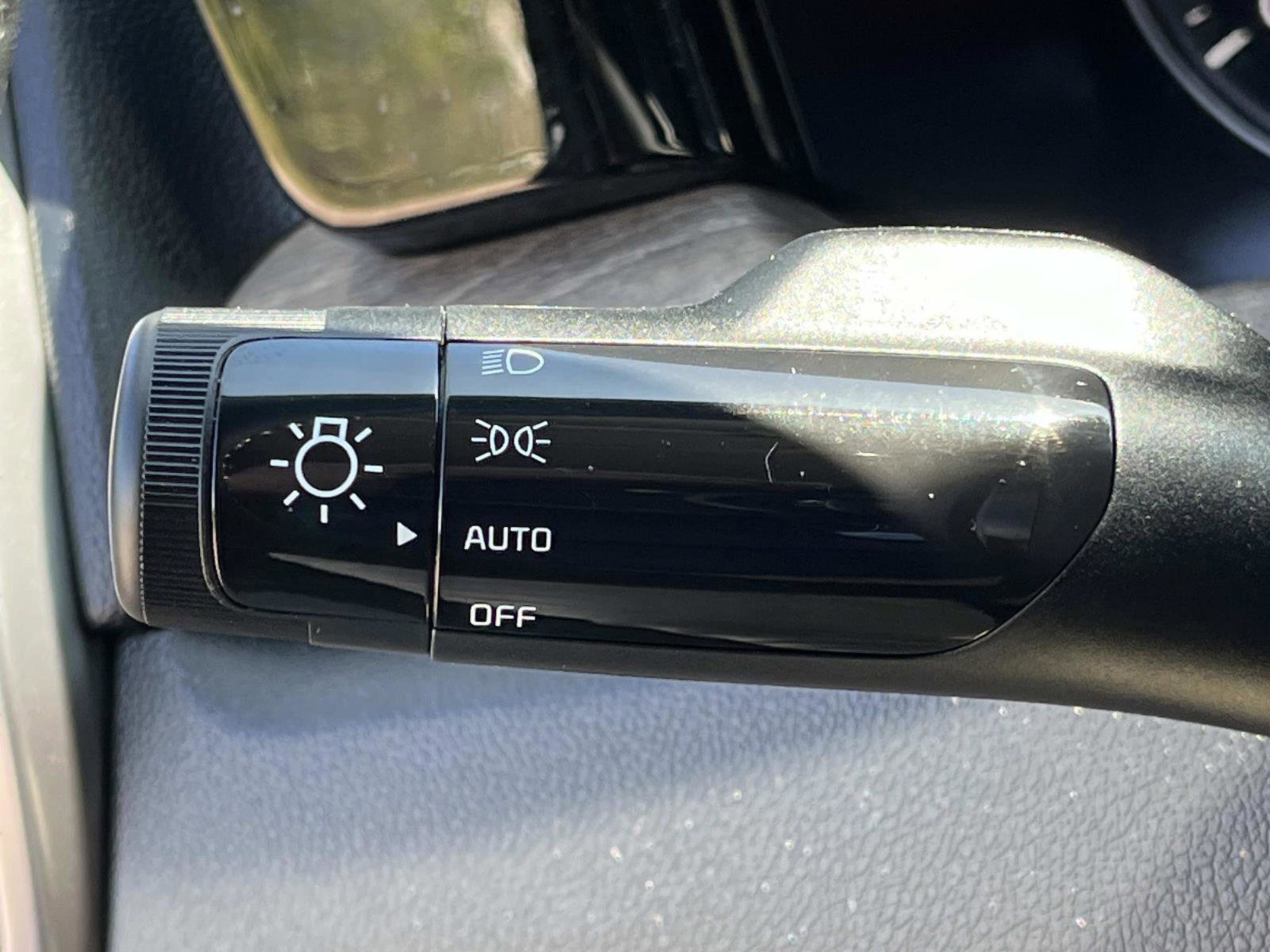 Used 2023 Kia Sorento S w/ Panoramic Sunroof Package AWD/4WD image 41