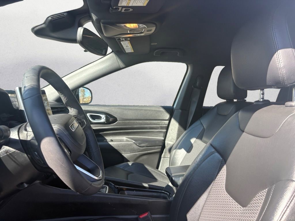 Used 2022 Jeep Compass Altitude image 12