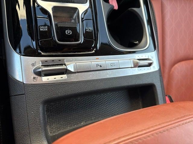 Certified 2022 Kia Carnival SX FWD image 10