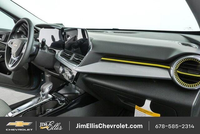 New 2026 Chevrolet Trax LT w/ Sunroof Package FWD image 20
