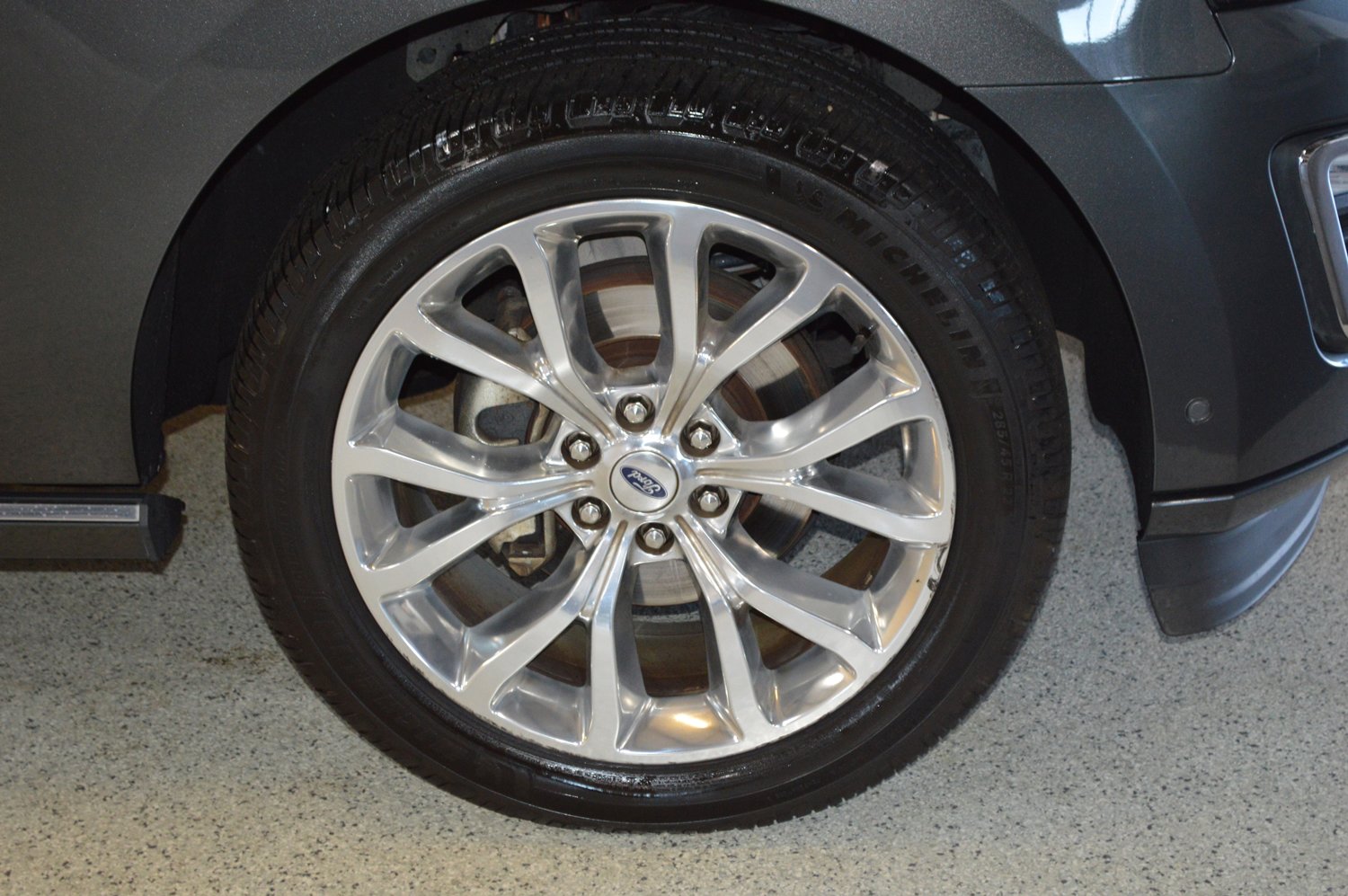 Used 2019 Ford Expedition Platinum AWD/4WD image 9