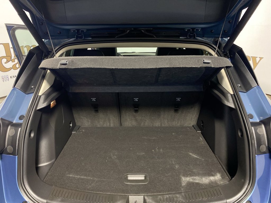 Certified 2024 Buick Encore GX Preferred w/ Comfort Package FWD image 22
